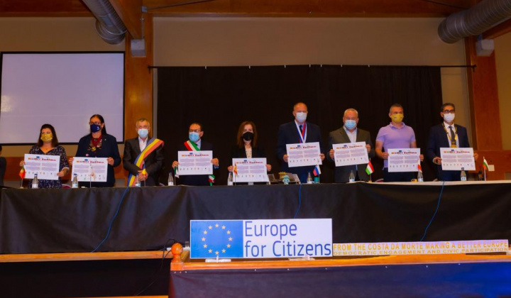 Linking Citizens Santa Comba